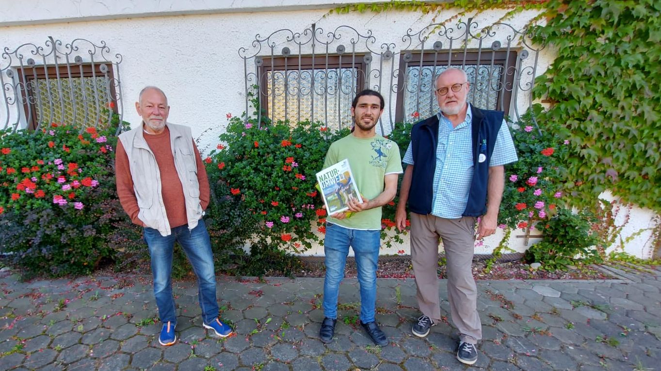 ERWIN SCHEINER UND ERICH PERCHERMEIER BEGRÜßEN DAS 3000. MITGLIED ...
