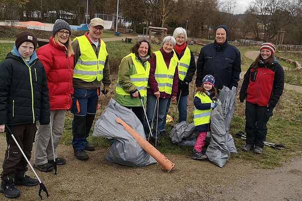 Die BN Aktiven beim Main-Clean-Up, Foto BN