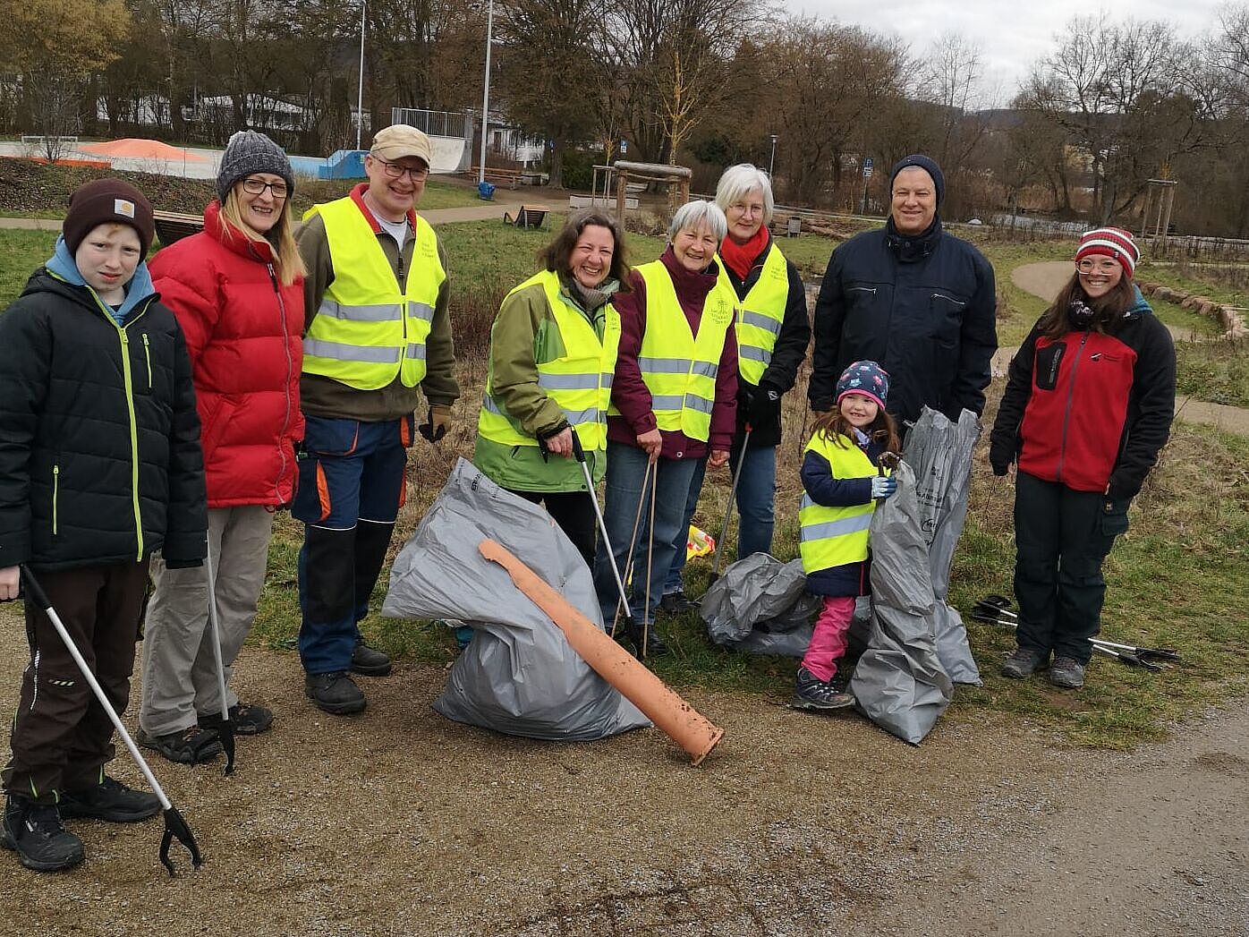 Die BN Aktiven beim Main-Clean-Up, Foto BN