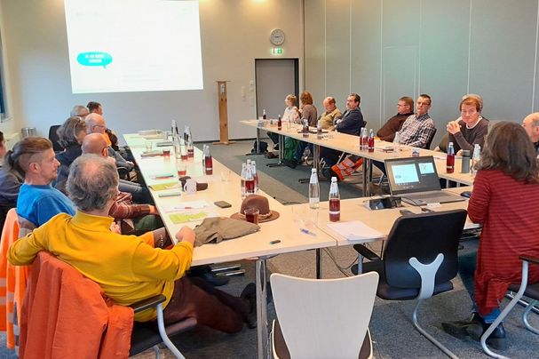 Reger Austausch beim Runden Tisch, Foto Torsten Ruf Reger Austausch beim Runden Tisch, Foto Torsten Ruf