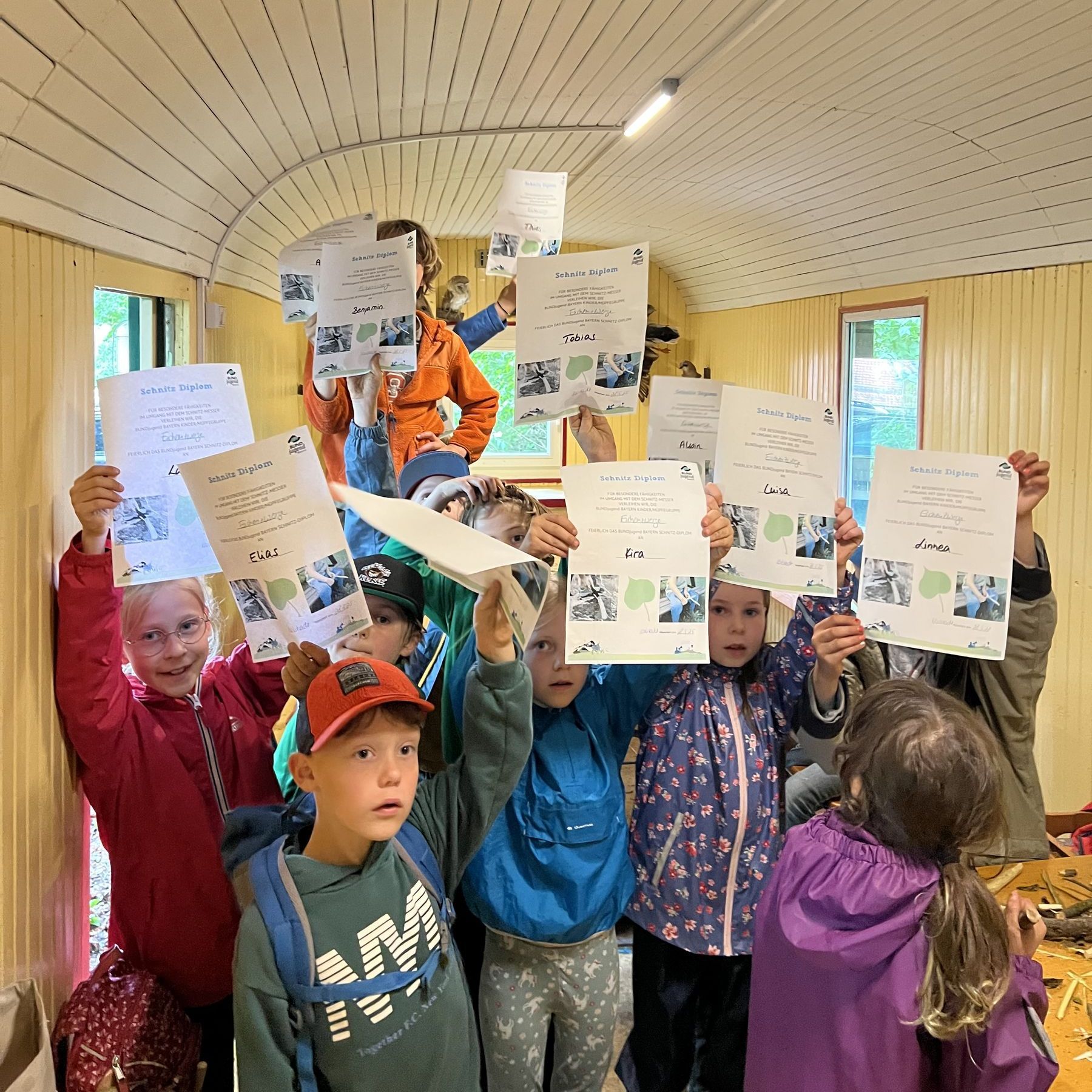 Alle Fotos der Kindergruppe von Juliane Wellmann