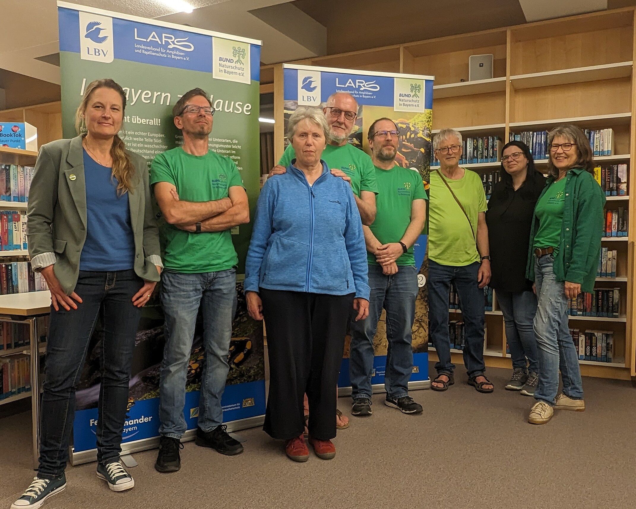 Das BN Team freut sich über eine erfolgreiche Ausstellungseröffnung, Foto Uwe Schlosser