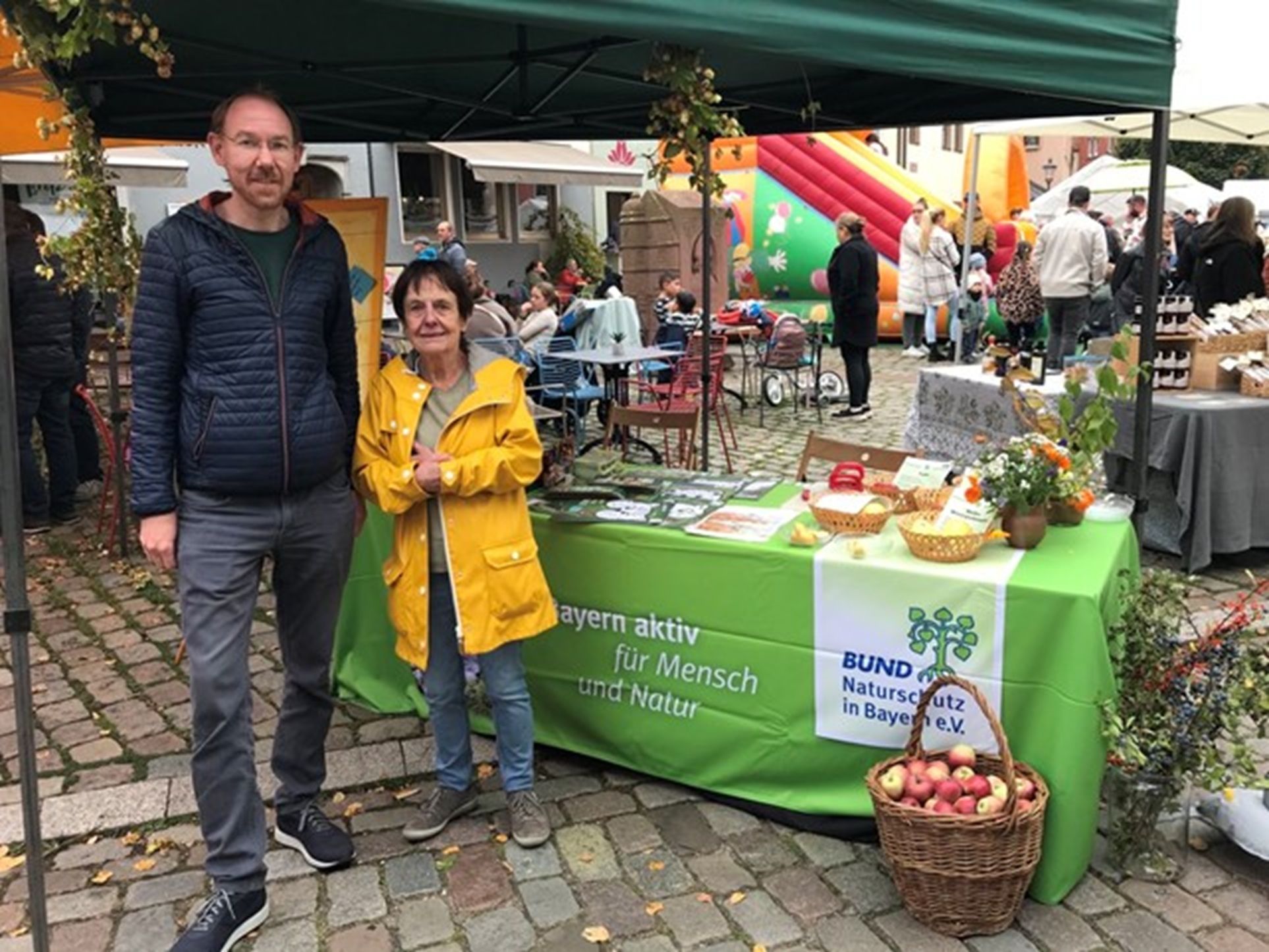 Die beiden Vorsitzenden der OG am BN Stand, Foto Katharina Eibeck Die beiden Vorsitzenden der OG am BN Stand, Foto Katharina Eibeck